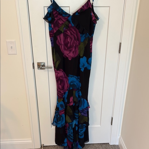 Petal & Pup Black Floral Maxi Dress - Picture 5 of 12